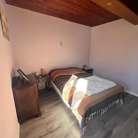 Chez Paul Holiday home Saint-Jean-de-Thurigneux